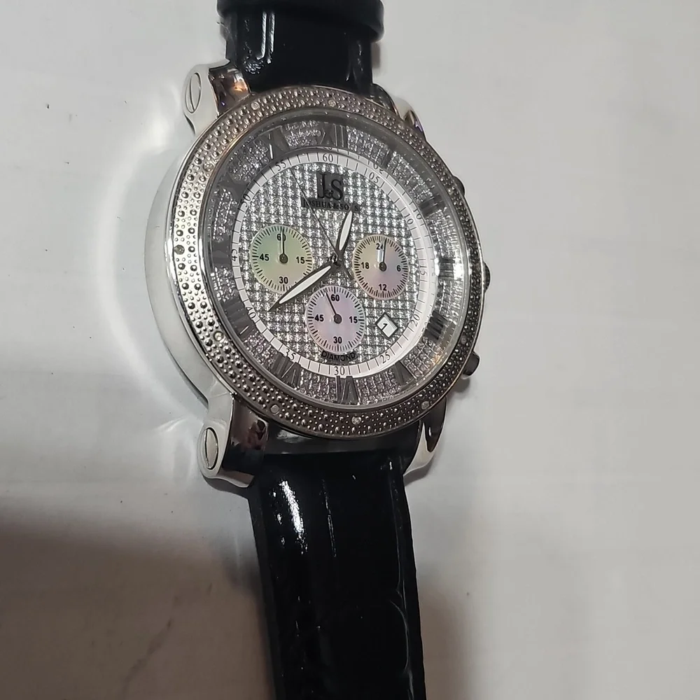 Elegant J & S Silvertone and Black Men's Watch NWOT